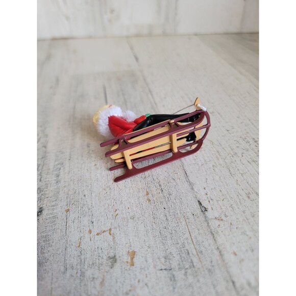 Hallmark Barbie and Kelly on sled ornament Xmas - Picture 5 of 5